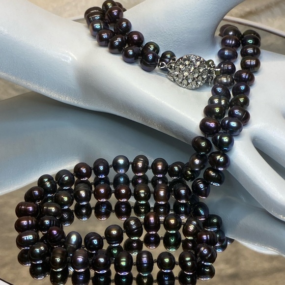 Vintage Genuine Peacock Pearl Necklace with Silver Clasp. Beautiful Luster EUC - Picture 8 of 13